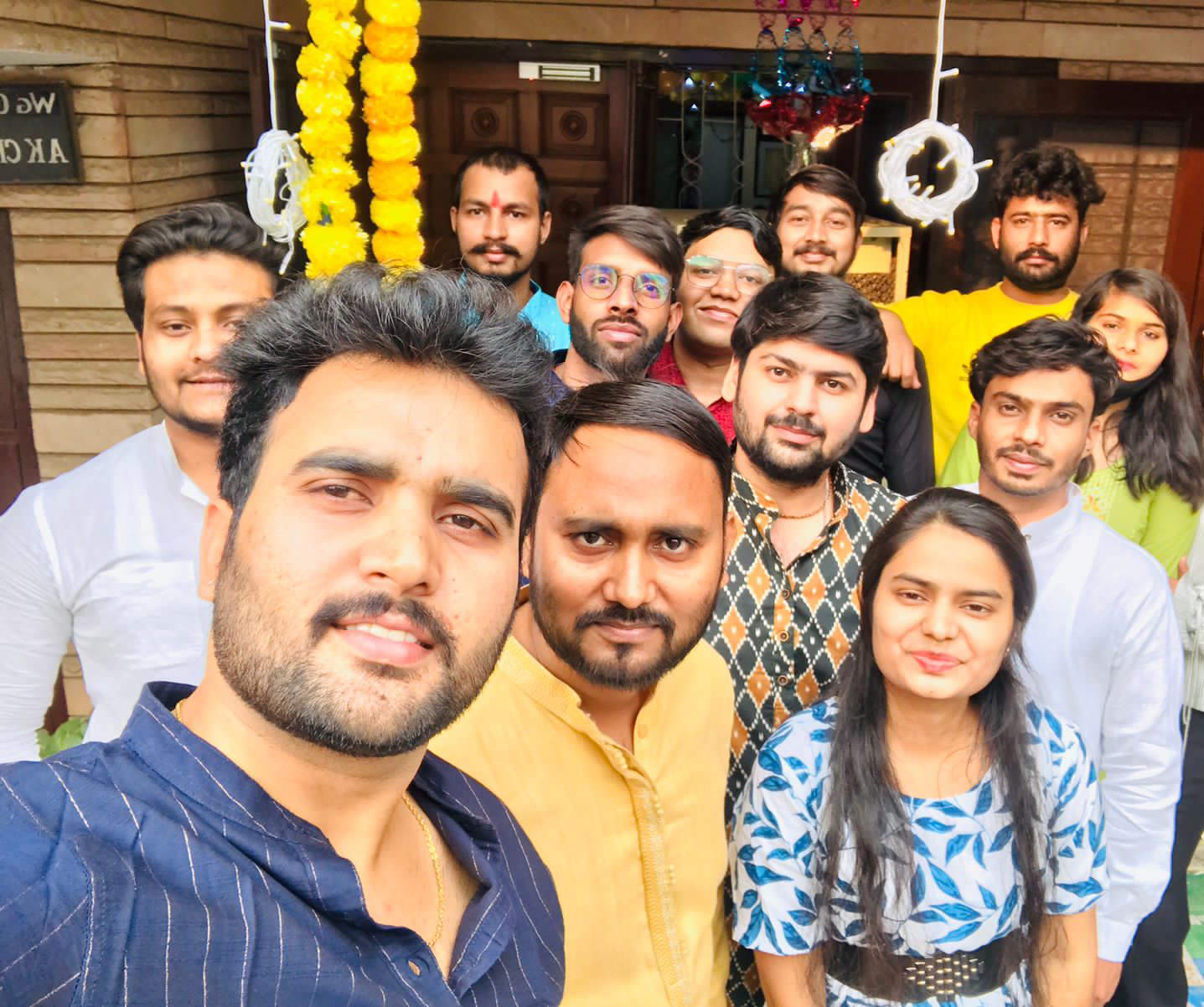 Comfygen Hero Background